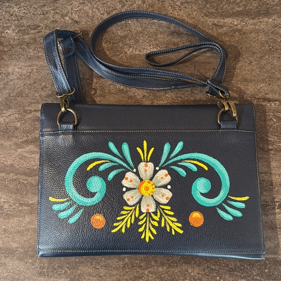 Fina Catrina Hand painted leather purse. - Picture 11 of 11